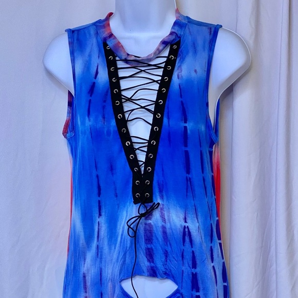 Tie dye ripped Tee - Picture 1 of 4